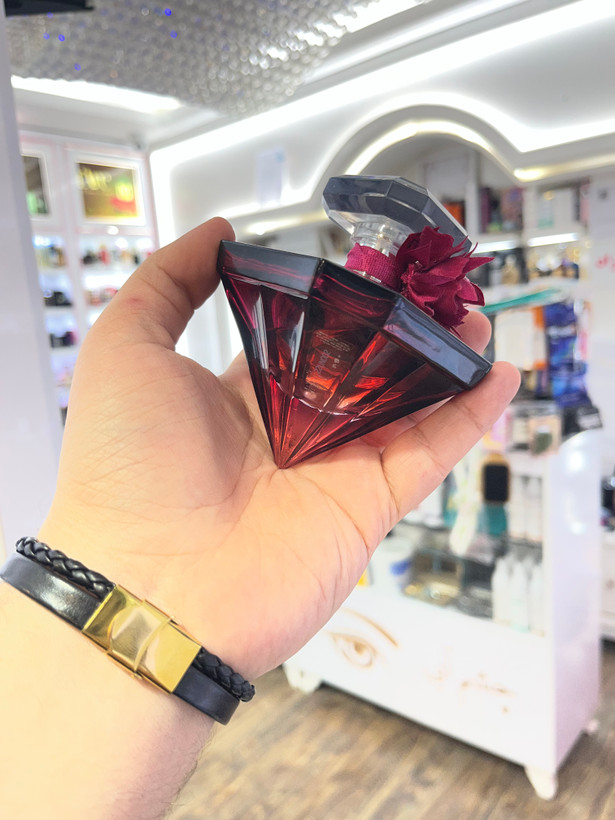 عطر ادکلن لانکوم لا نویت ترزور اینتنس یک میل